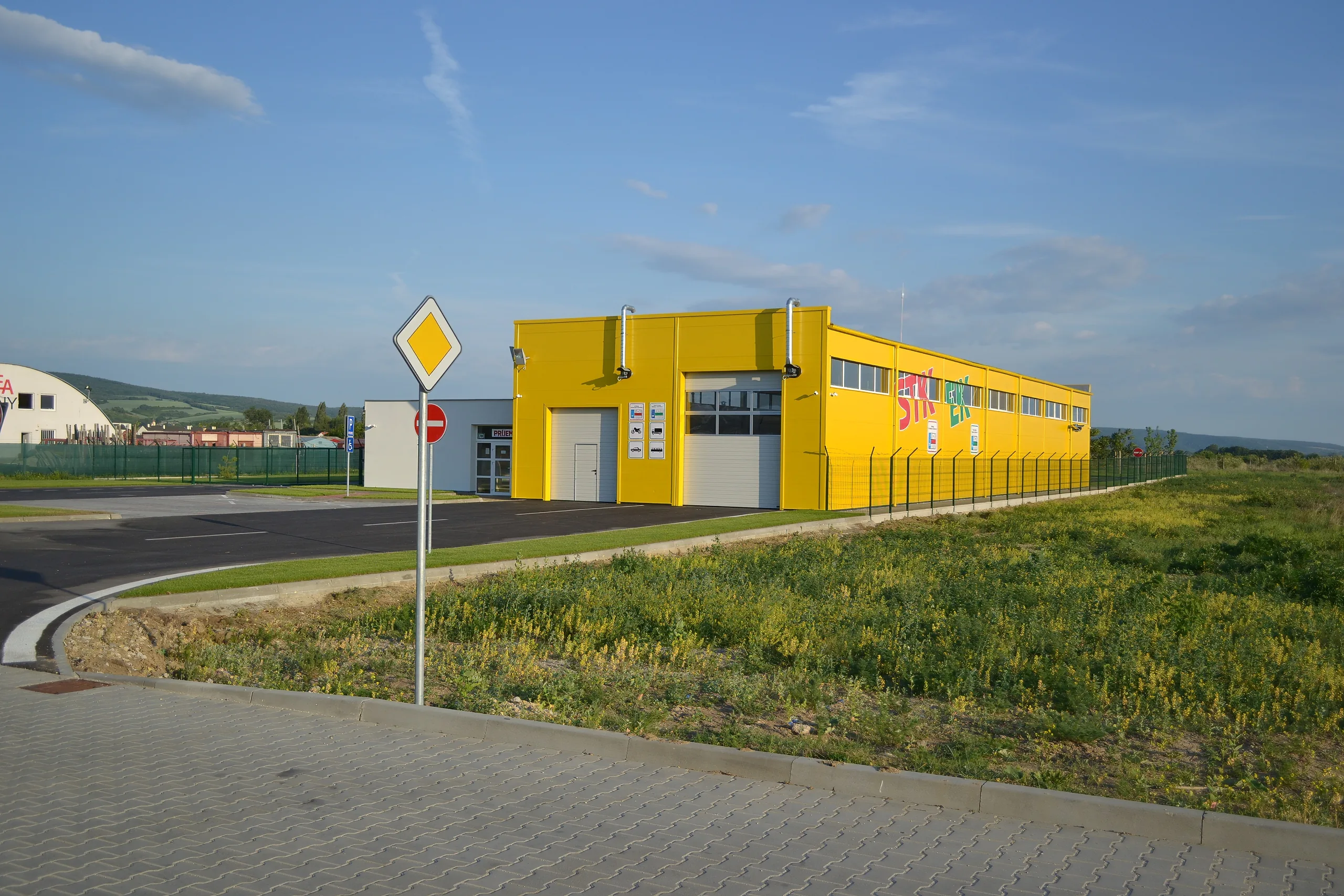 Stanica technickej kontroly Piešťany — 3